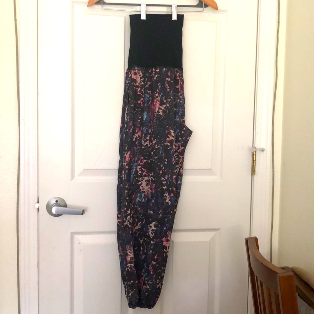 Lululemon Graffiti Yoga Pants
